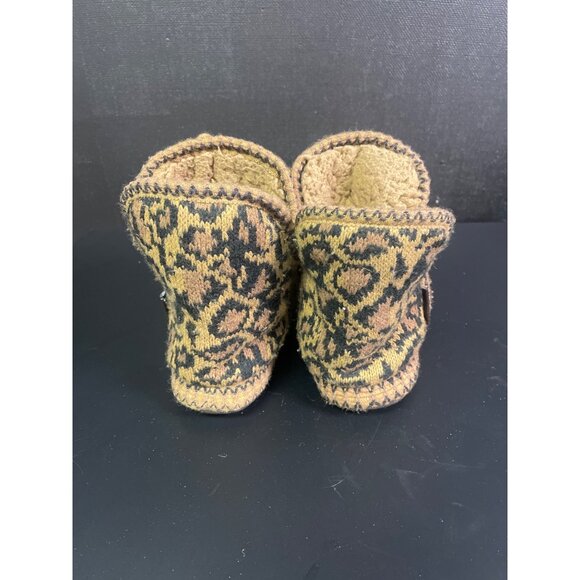 Muk Luks Women's Tan Slippers Size 7 SKU 2064 - Picture 4 of 5